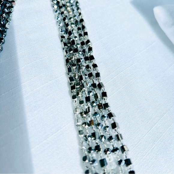 CHICO’S Elegant Silver and Clear Seed Bead Necklace - Picture 3 of 7